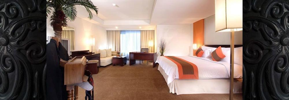 Hotel Horison Sagita Balikpapan Exterior photo