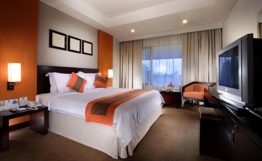 Hotel Horison Sagita Balikpapan Exterior photo