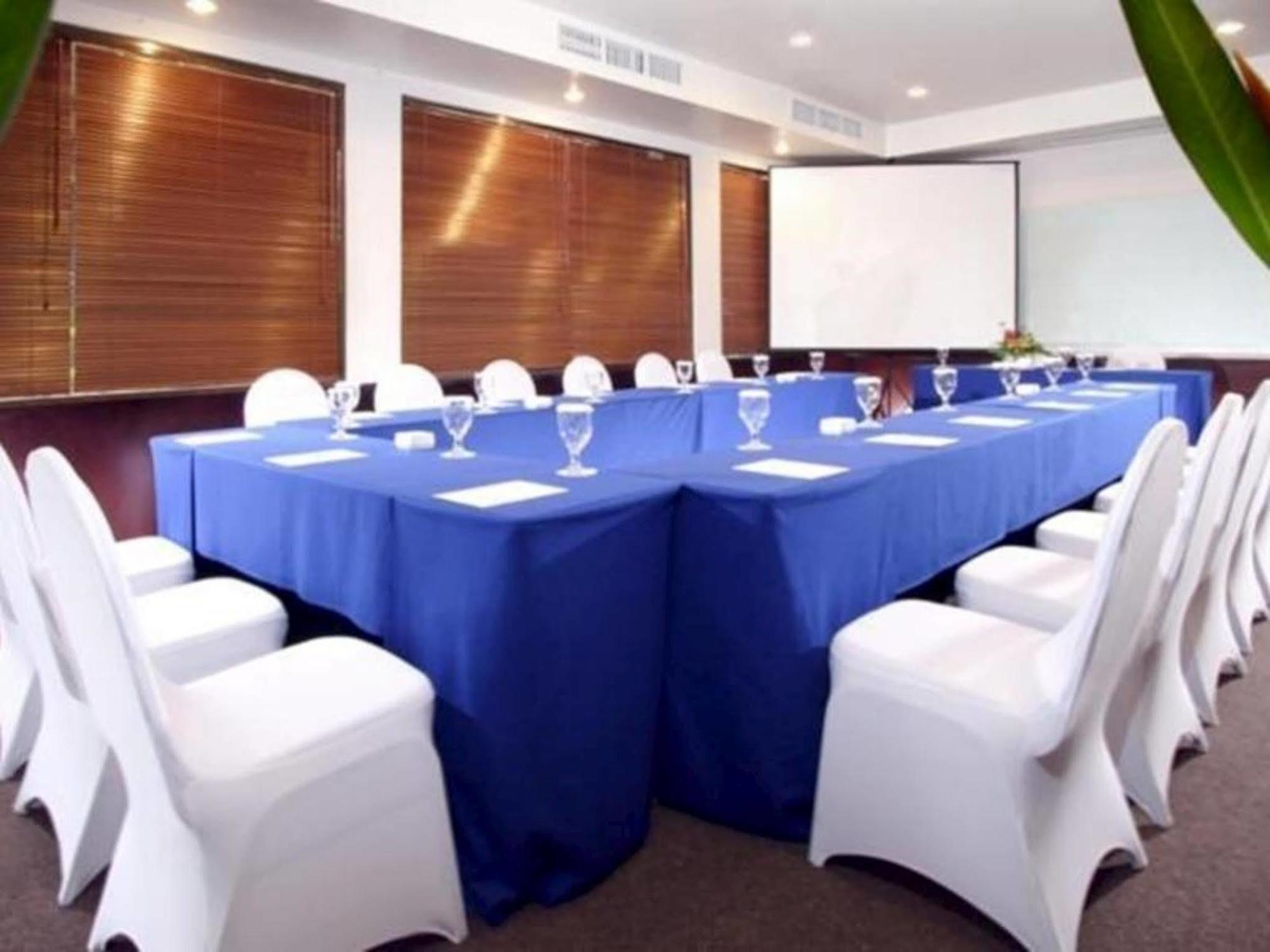 Hotel Horison Sagita Balikpapan Exterior photo